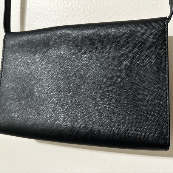 MICHAEL KORS Jet Set Charm LG MF XBODY CLUTCH LEATHER Black - Picture 3 of 13